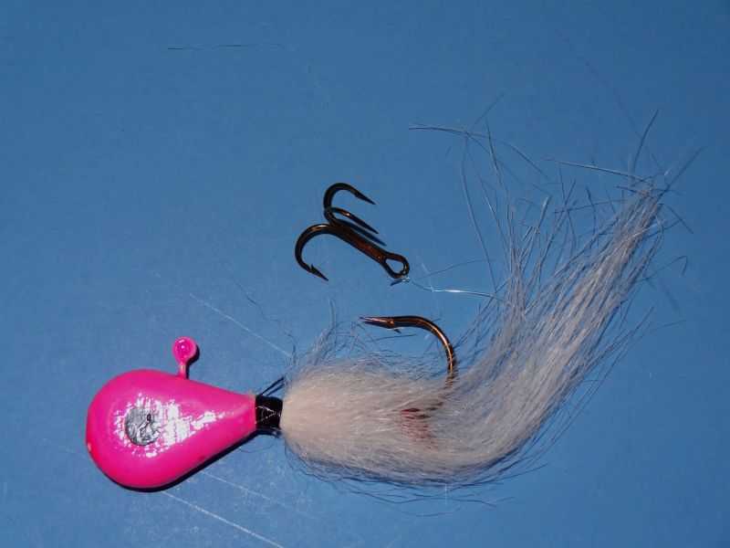 Pink head, White tail - 120